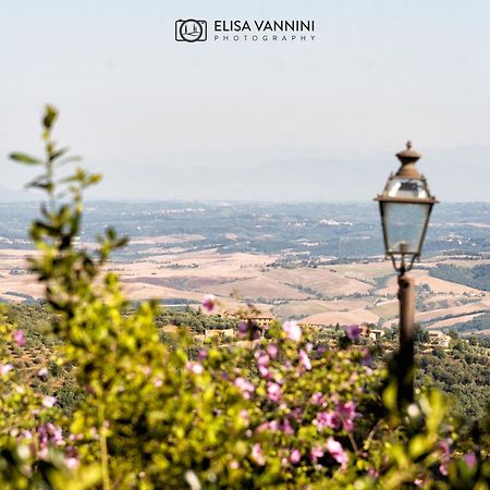A Casa Di Rache & Bea Apartamento Volterra Exterior foto
