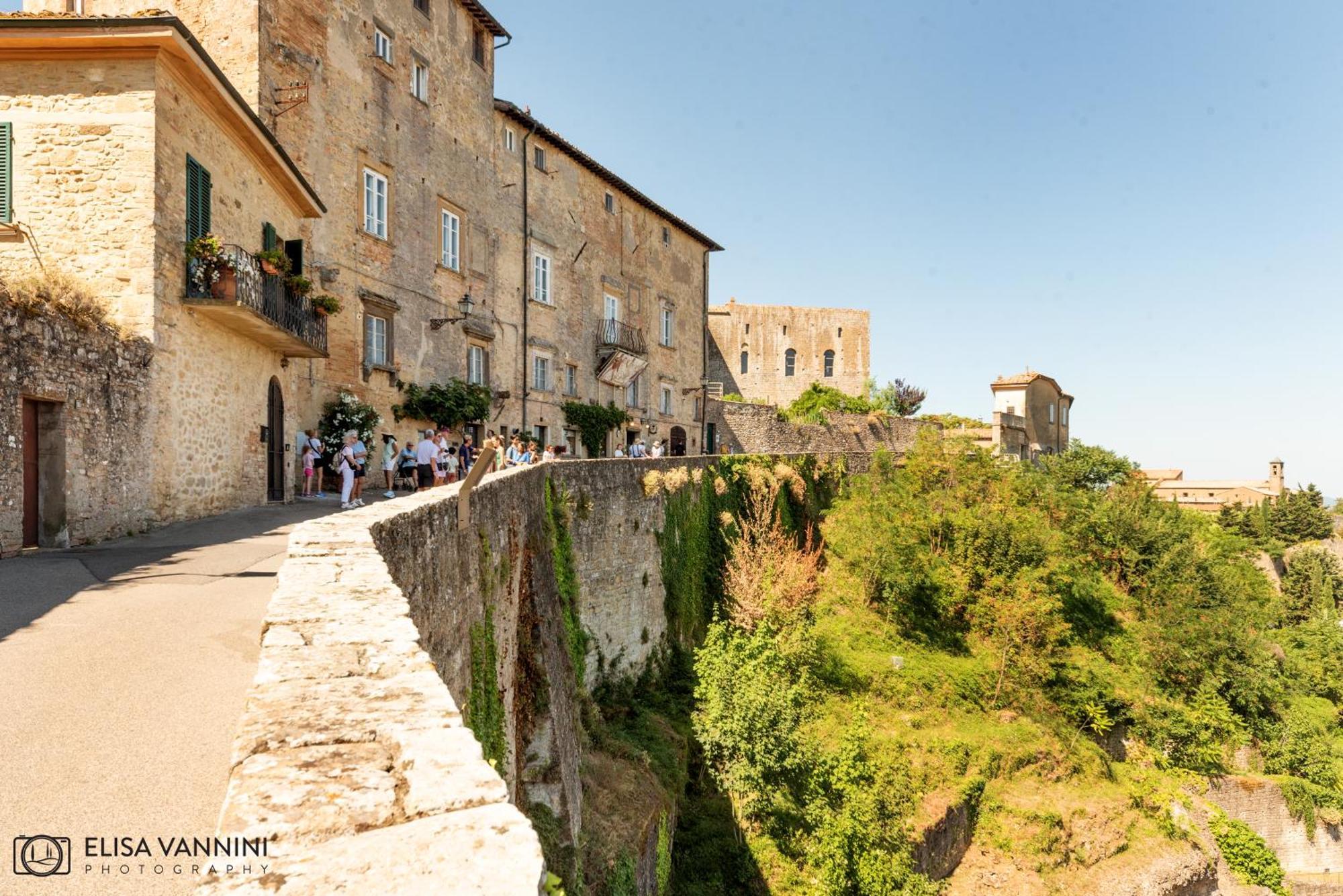 A Casa Di Rache & Bea Apartamento Volterra Exterior foto